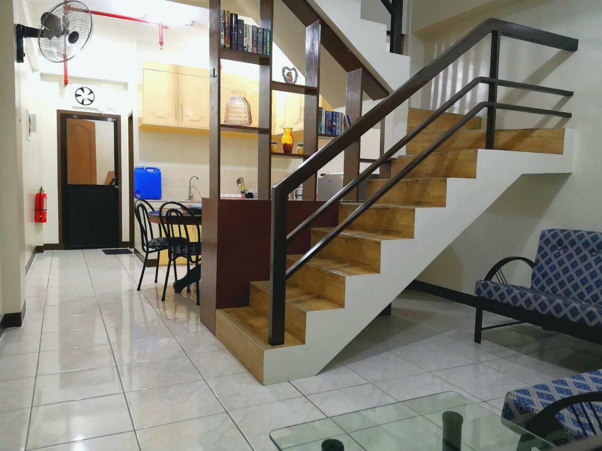 Jdl Residences Hostel Legazpi Exterior foto